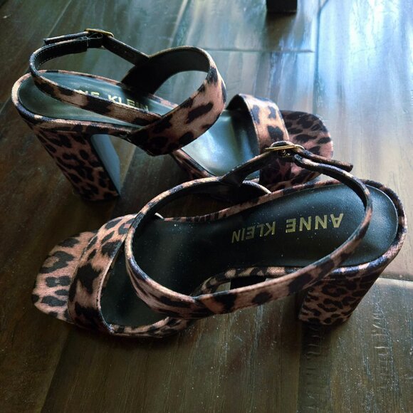 Anne Klein Zoelle High Platform Sandal Leopard Print 6.5 - Picture 5 of 5